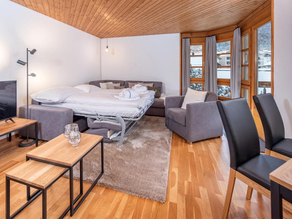 Schweizerhof Ferienwohnungen Lenzerheide 2 Oda fotoğraf